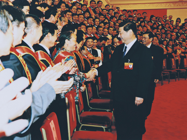 2011年8月15日，奇正集團(tuán)獲“全國構(gòu)建和諧勞動關(guān)系先進(jìn)代表”殊榮，作為甘肅唯一典型代表在大會交流經(jīng)驗，受到國家副主席習(xí)近平的親切接見。
